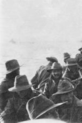 Intimacy: Soldiers arriving at Anzac Cove, 25 April 1915. 