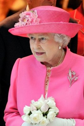 Queen Elizabeth is looking for a senior royal gardener.