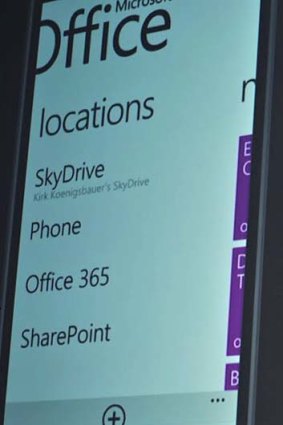 A screenshot shows how the new Office connects with SkyDrive and Windows Mobile.