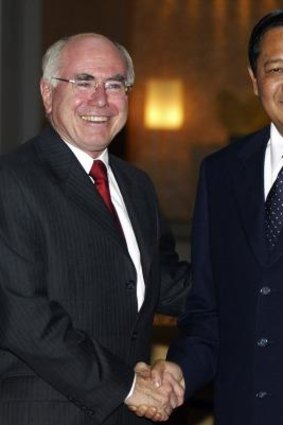 John Howard meets with Susilo Bambang Yudhoyono ahead of the Indonesian president's 2004 inauguration. 