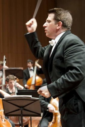 Nicholas Milton conducts the Canberra Symphony Orchestra.  The CSO was inducted into the MusicACT hall of fame.