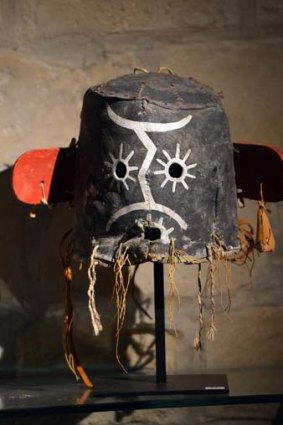 The "Hoho Mana" mask of the Hopi tribe.