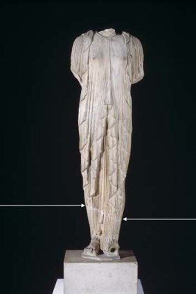 1BC Roman marble sculpture <i>Archaistic kore</i> was damaged while it was being removed from storage.