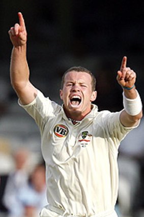 Peter Siddle has been undertaking a punishing fitness regime at the Carlton Football Club.