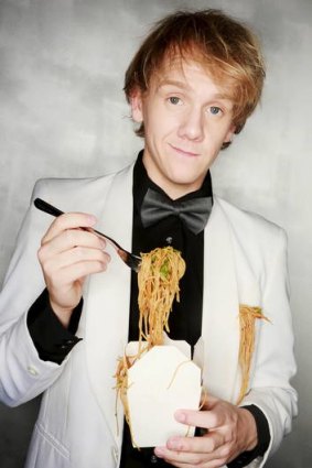 Josh Thomas entertains and is entertained by fellow celebs in <i>Come Dine with Me</i>.