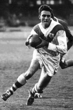 Reg Gasnier playing for St George