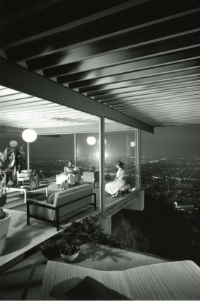  <i>Two Girls, a photograph of Case Study House #22</I>  by Julius Shulman (1960). 