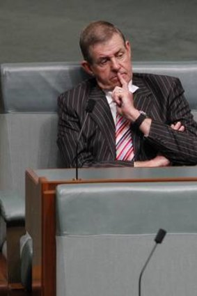 Peter Slipper on the crossbenches.