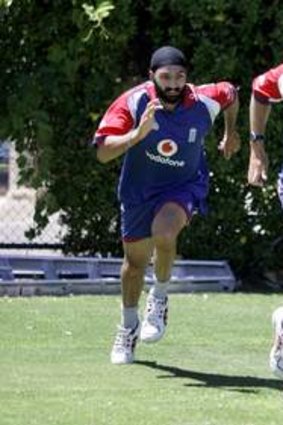 Coach in waiting: Ashley Giles, front, trains with Monty Panesar during his training days.
