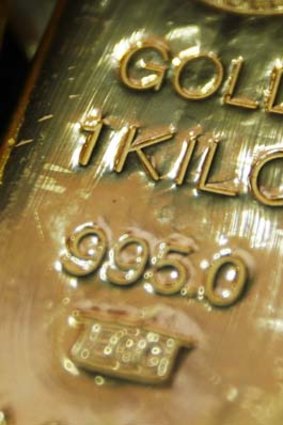 The price of gold hit a fresh US-dollar high.