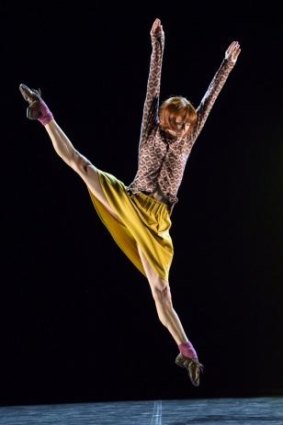 Sylvie Guillem performs Mats Ek's <i>Bye</i>.