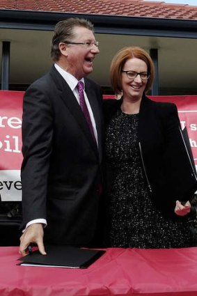 Premier Denis Napthine and PM Julia Gillard at the signing on.