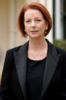 Julia Gillard: fires' destruction 'really does touch a chord in you'.