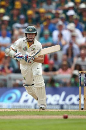 Chris Rogers in action during day one of the third Ashes Test at Old Trafford.