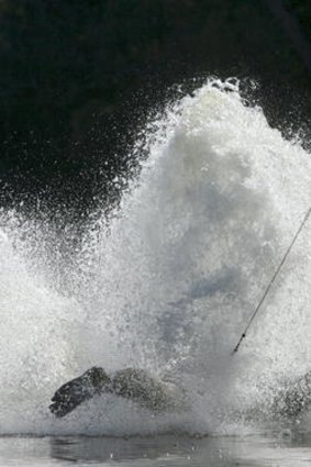 New zealander Jeremy Linton at the start of a backwards stance ski run at the 45th Australian Barefoot Water Ski Championships this year.