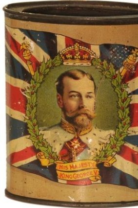 Crowned head: King George V, Christmas 1914.