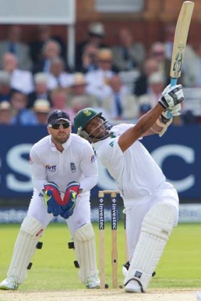 Vernon Philander was 46 not out, having shared a seventh-wicket stand of 72 with JP Duminy, to give South Africa some hope during the first day of the third Test against England at Lord's.