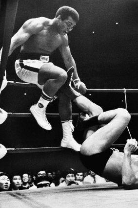 The original Farce of the Century: Muhammad Ali tries to evade the kicks of Antonio Inoki during their martial arts match in Tokyo, 1976.