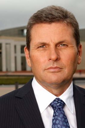 Chris Uhlmann presents <i>7.30</i> in Leigh Sales' absence over summer.