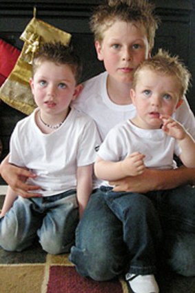 Brave in the bath . . . Will, left, Jack and Cooper Leadbeater.