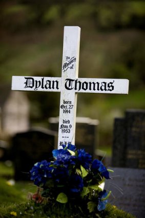 Dylan Thomas's grave at Laugharne.