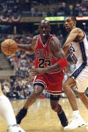 Michael Jordan in action for the Bulls.