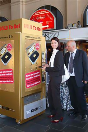 The first gold vending machine in the world at Frankfurt Airport.