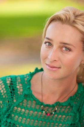 Ten can't get enough of Asher Keddie.