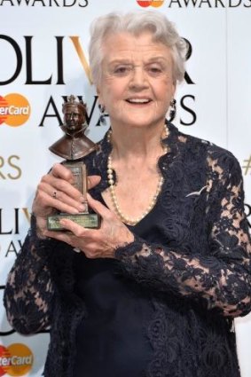 Dame Angela Lansbury has won her first Olivier Award at the age of 89.