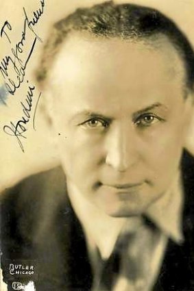 This signed picture of Houdini was sold for $1900.