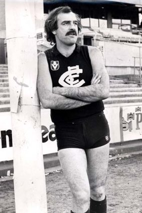 Percy Jones in 1977.