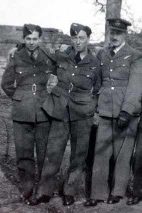 Lean on the right, with (left to right) Raymond Lewis, Jock Graham and Ted Lambert.
