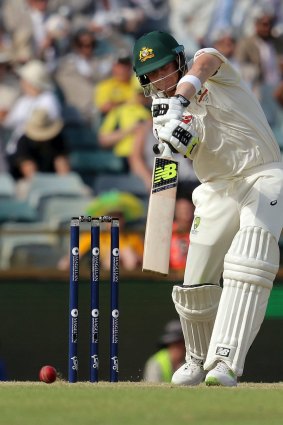 Weaving webs: Johnson suggests bowling to Smith's fourth stump to get him driving, before throwing a yorker down.