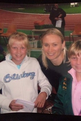 A young Brooke Stratton (left) with former holder of the Australian long jump record, Bronwyn Thompson.