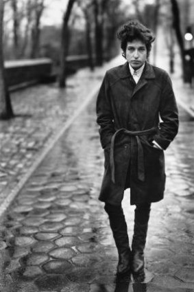 Bob Dylan in Central Park, New York, 1965.