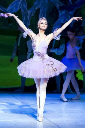 Anna Pashkova as <i>Sleeping Beauty's</i> Lilac Fairy in <i>OperaMania</i>.