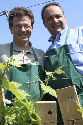 Alban Petiteaux and Francois Parthon de Von are pioneering alternatives to oak barrels.