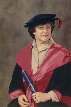Elizabeth Wood-Ellem graduating with a PhD in history in 1982.