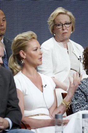 Fielding questions about how difficult she is to work with ... Katherine Heigl, with her mother and manager Nancy in the background.