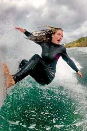 Nikki Van Dijk demonstrates that sisters can surf for themselves.