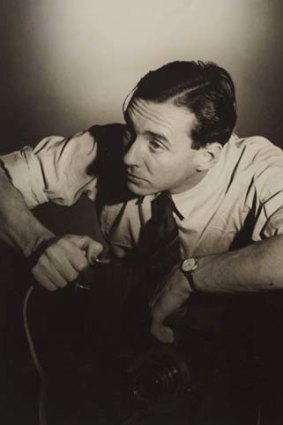 Pictures of you, pictures of me ... Max Dupain's 1930s self portrait.