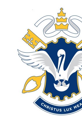 The new, streamlined coat of arms for St Edmund's College.