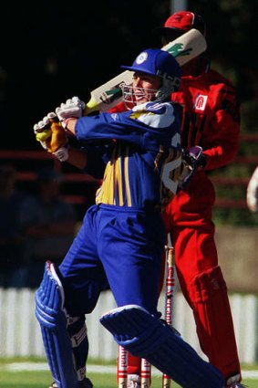Mark Higgs batting for the Canberra Comets in the 1997 Australian one-day cup competition.