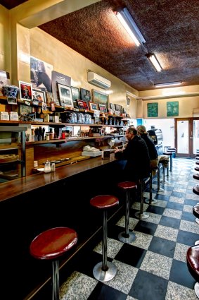 Mebourne's First Italian Espresso Bar, Pellegrinis.