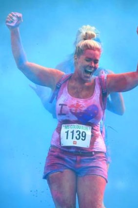 A participant in the MS Colour Run.