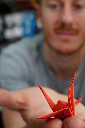 Friends created more than 1000 paper cranes.