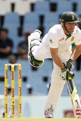 De Villiers plays has admitted his team's performance was embarrassing against Australia
