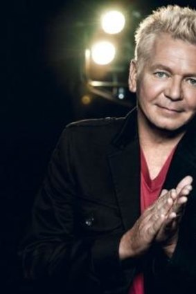 Icehouse frontman Iva Davies will perform at a special concert under the stars on 25 January.