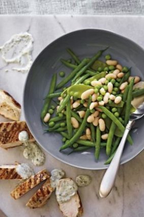 Michelle Bridges' chicken and salad with beans and peas.