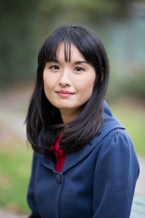  Alice Pung.